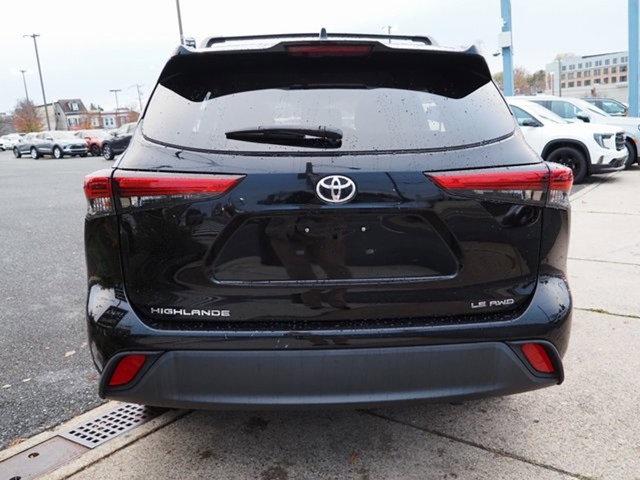 used 2022 Toyota Highlander car, priced at $30,988