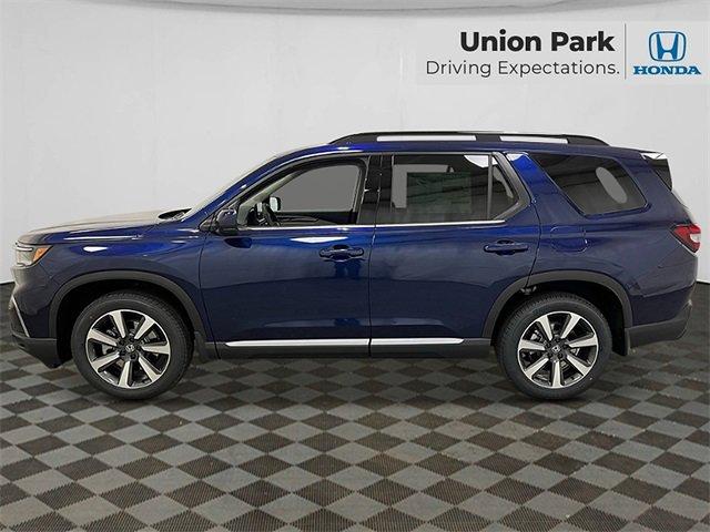 new 2025 Honda Pilot car, priced at $51,095