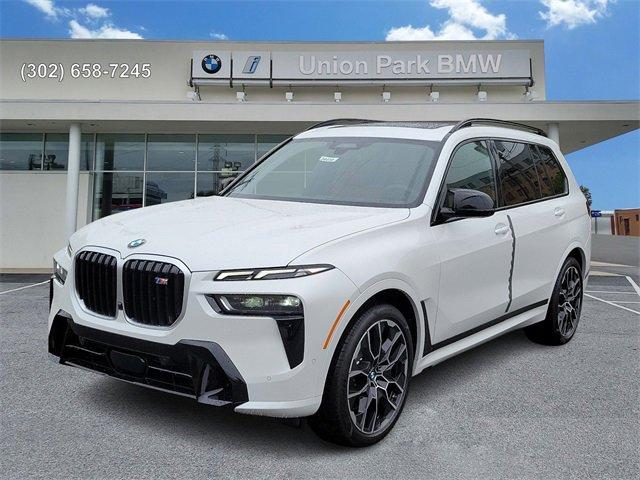 new 2025 BMW X7 car, priced at $118,275