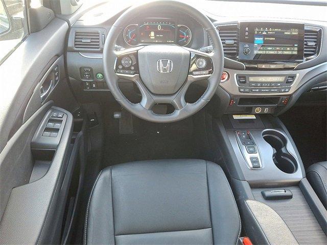 used 2022 Honda Pilot car, priced at $34,988