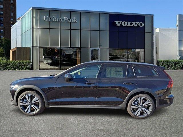 new 2025 Volvo V60 Cross Country car, priced at $55,025