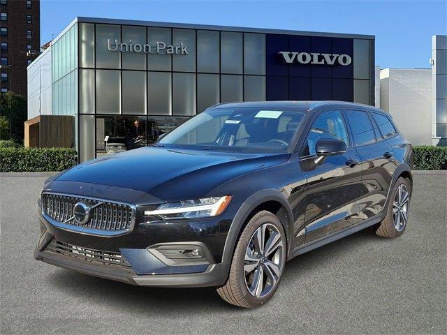 new 2025 Volvo V60 Cross Country car, priced at $55,025