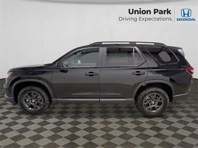 new 2025 Honda Pilot car, priced at $50,850