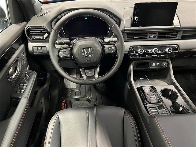 new 2025 Honda Pilot car, priced at $51,350