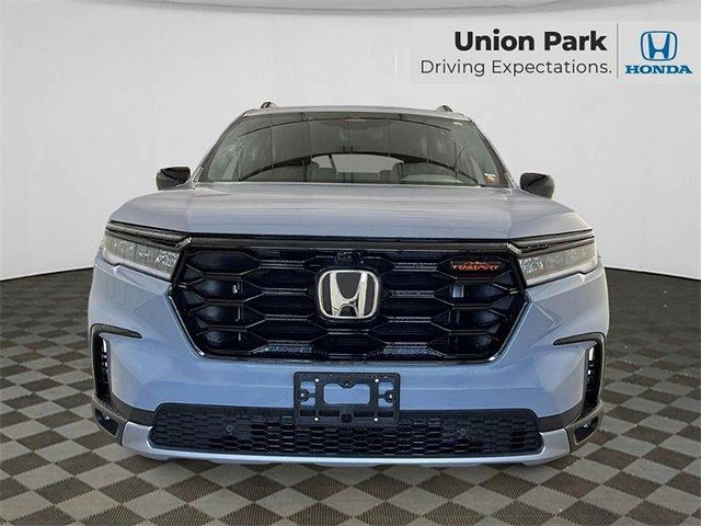 new 2025 Honda Pilot car, priced at $51,350