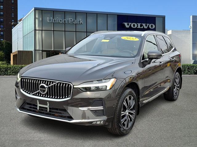 used 2022 Volvo XC60 car, priced at $37,795