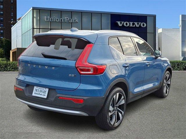 new 2024 Volvo XC40 car, priced at $52,410