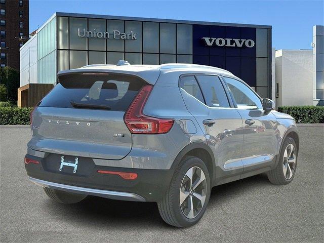 new 2025 Volvo XC40 car, priced at $46,015