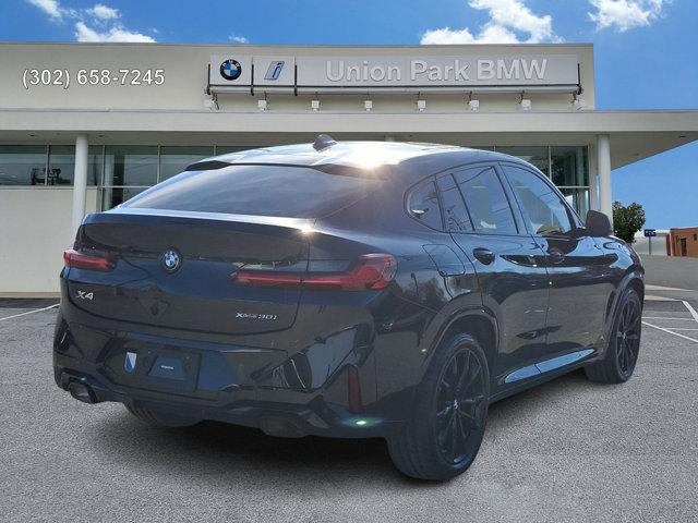 new 2023 BMW X4 car