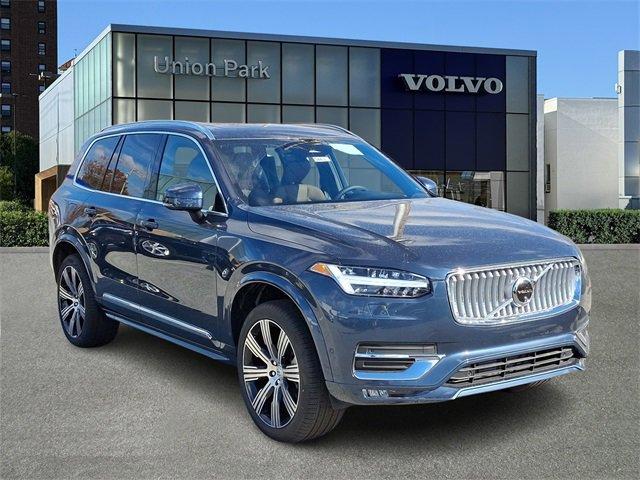 new 2025 Volvo XC90 car, priced at $63,595