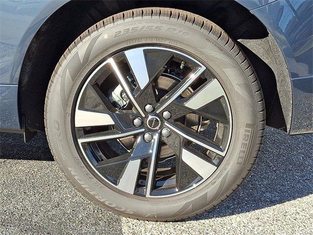 new 2026 Volvo XC60 car, priced at $58,360