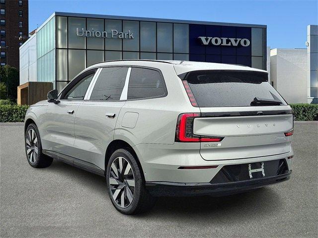 new 2025 Volvo EX90 car, priced at $90,640