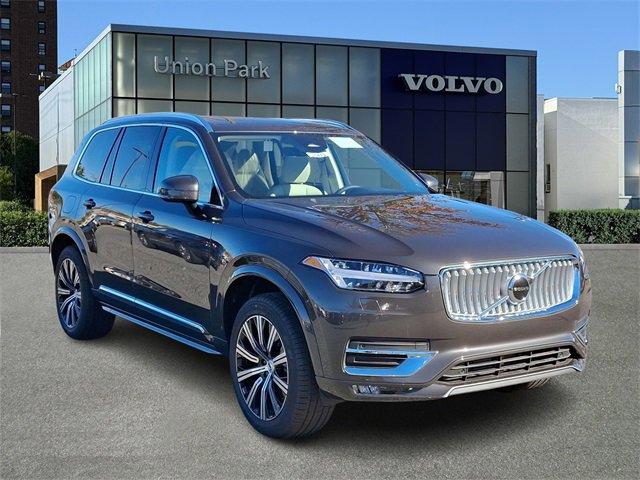 new 2025 Volvo XC90 car, priced at $59,925