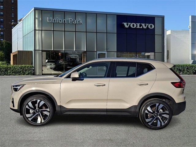 new 2025 Volvo XC40 car, priced at $52,235