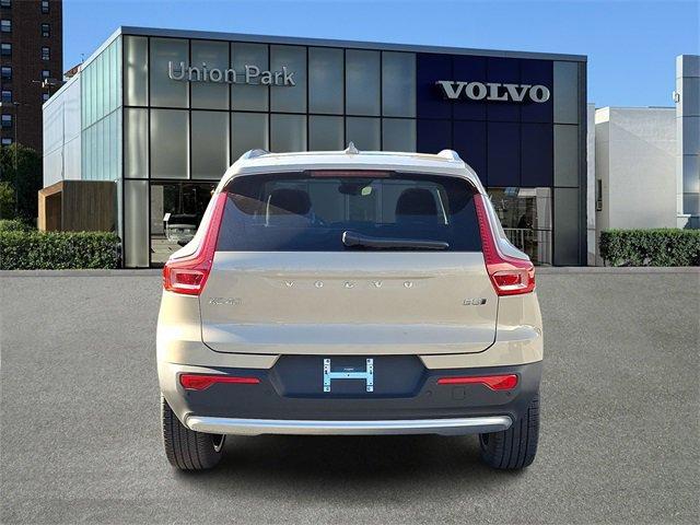 new 2025 Volvo XC40 car, priced at $52,235