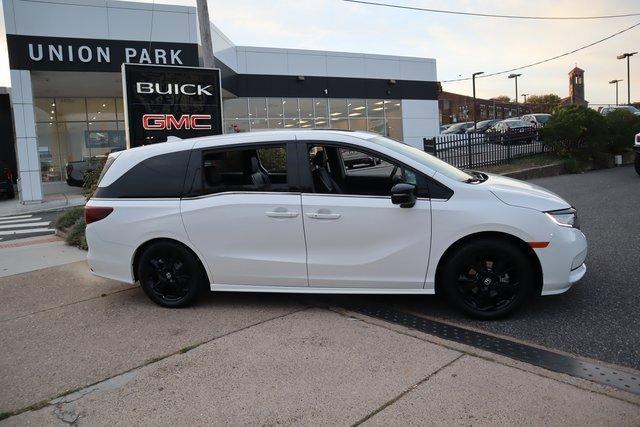 used 2024 Honda Odyssey car, priced at $41,395