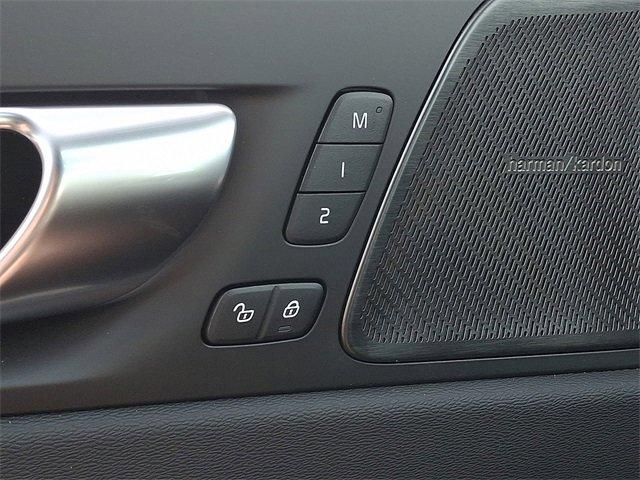 new 2026 Volvo XC60 car, priced at $59,160