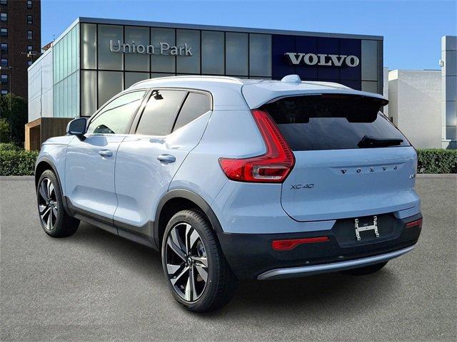 new 2025 Volvo XC40 car, priced at $51,040