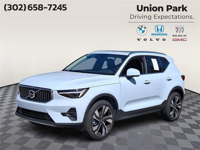 new 2025 Volvo XC40 car, priced at $51,040