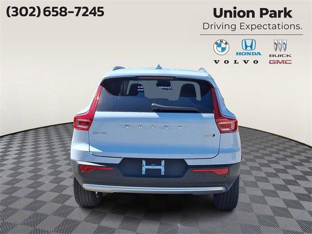 new 2025 Volvo XC40 car, priced at $51,040