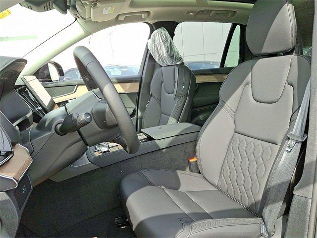 new 2025 Volvo XC90 car, priced at $69,245
