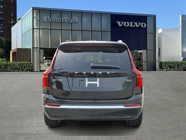 new 2025 Volvo XC90 car, priced at $69,245