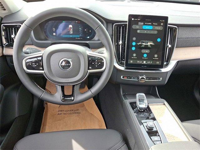 new 2025 Volvo XC90 car, priced at $69,245