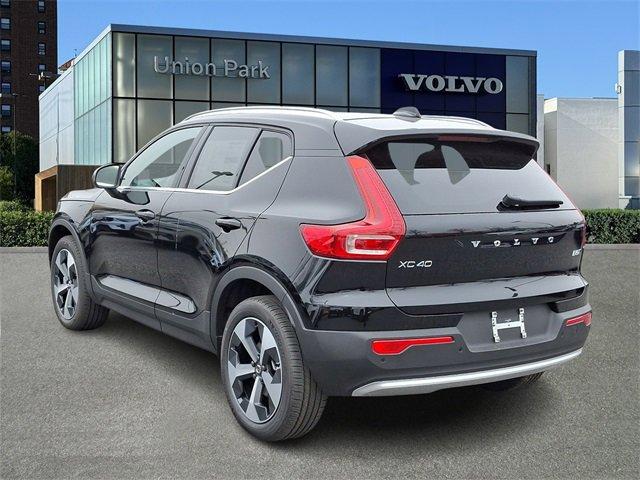 new 2025 Volvo XC40 car, priced at $46,035