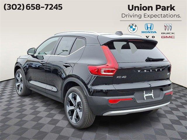 new 2025 Volvo XC40 car, priced at $46,035