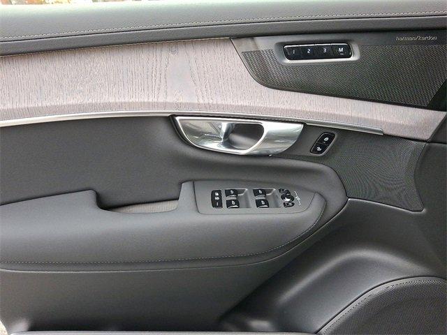 new 2026 Volvo XC90 car, priced at $75,155