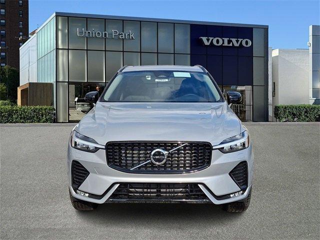 new 2025 Volvo XC60 car, priced at $51,425