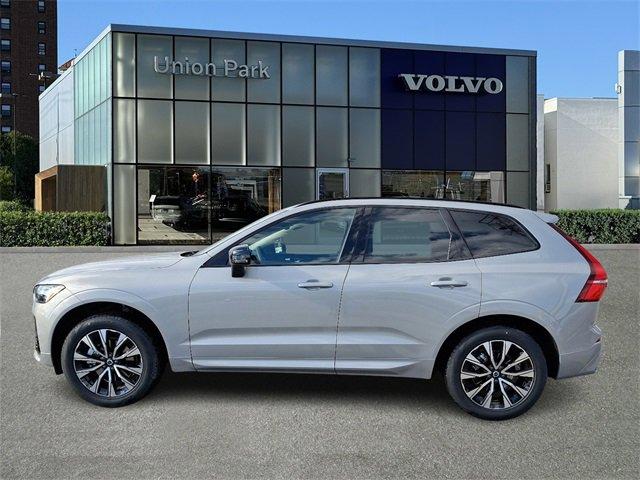 new 2025 Volvo XC60 car, priced at $51,425