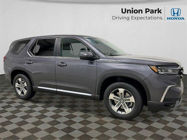 new 2025 Honda Pilot car, priced at $47,095