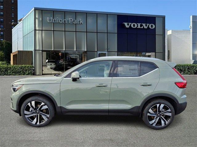 new 2025 Volvo XC40 car, priced at $50,825