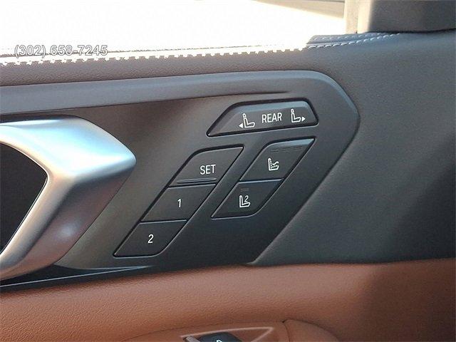 new 2026 BMW X7 car, priced at $107,525