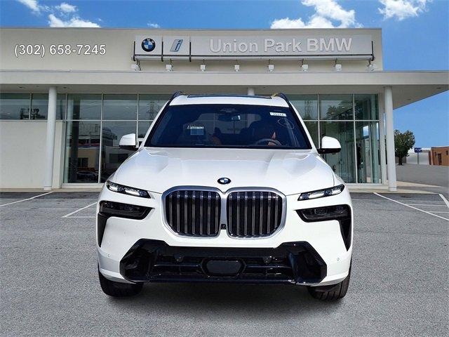 new 2026 BMW X7 car, priced at $107,525