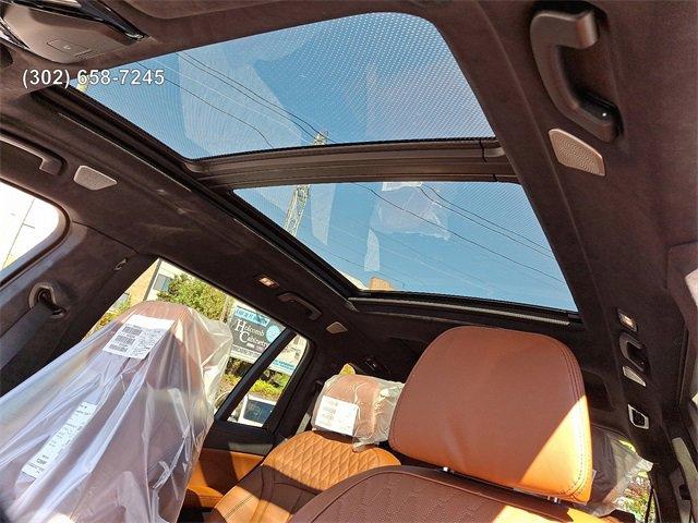 new 2026 BMW X7 car, priced at $107,525