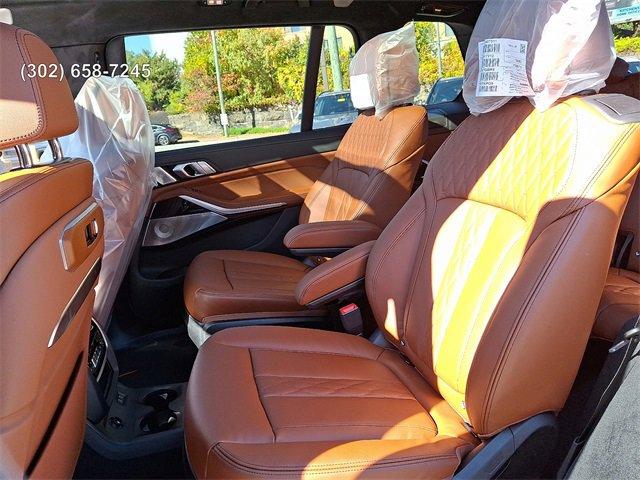 new 2026 BMW X7 car, priced at $107,525