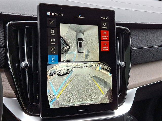 new 2025 Volvo XC90 car, priced at $66,185