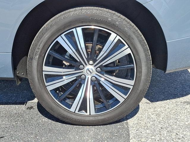 used 2023 Volvo XC60 car, priced at $44,995