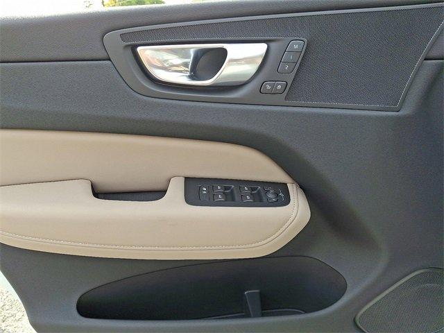 new 2026 Volvo XC60 car, priced at $57,985