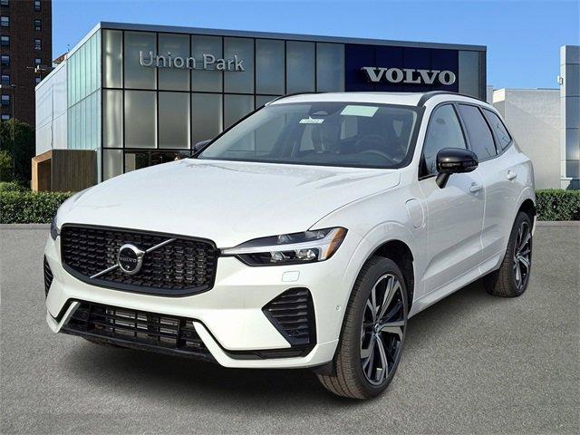 new 2025 Volvo XC60 Plug-In Hybrid car, priced at $71,875