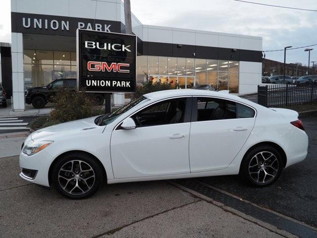 used 2017 Buick Regal car