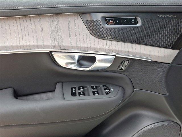 new 2025 Volvo XC90 Plug-In Hybrid car, priced at $81,495