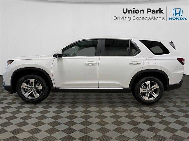 new 2025 Honda Pilot car, priced at $47,550