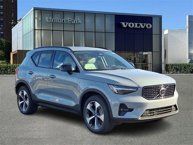 new 2026 Volvo XC40 car, priced at $50,150