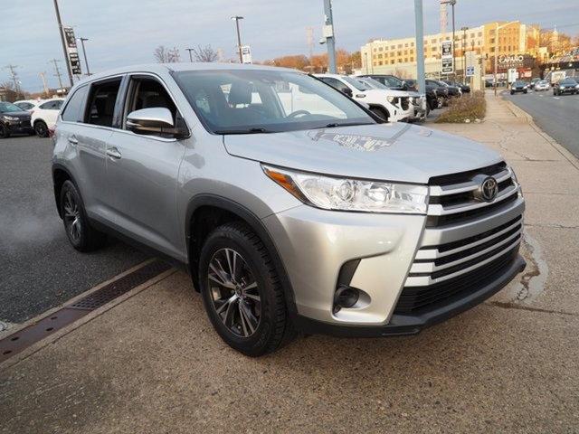 used 2019 Toyota Highlander car, priced at $27,988