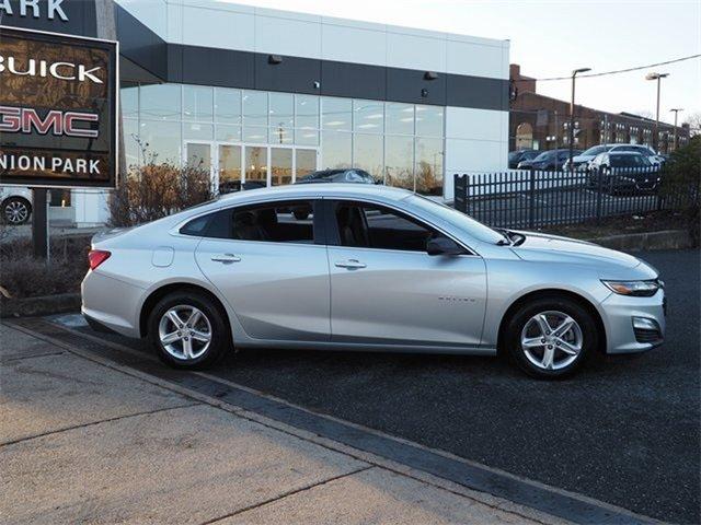 used 2021 Chevrolet Malibu car, priced at $19,495