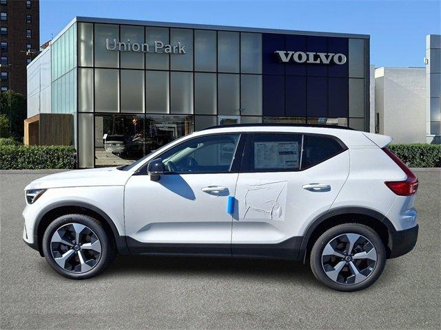 new 2025 Volvo XC40 car, priced at $48,315