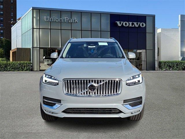 new 2025 Volvo XC90 car, priced at $68,955